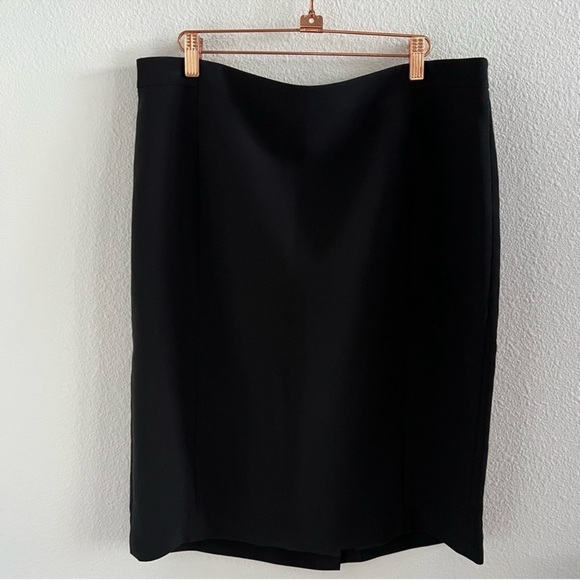 Ann Taylor Dresses & Skirts - Ann Taylor Black Skirt Career Back Zip Work Office 14